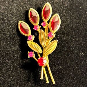 VTG Red Rhinestone Flower Brooch Gold Tone Floral Spray Pin Pink Mid Century
